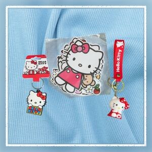 🍄🆕🍄 Hello Kitty Red and White Keychain Set